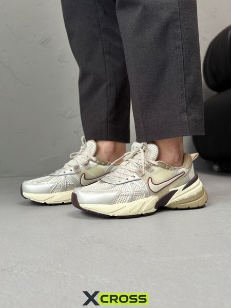 Nike V2K Runtekk Light Brown nik-0582-1024555 фото