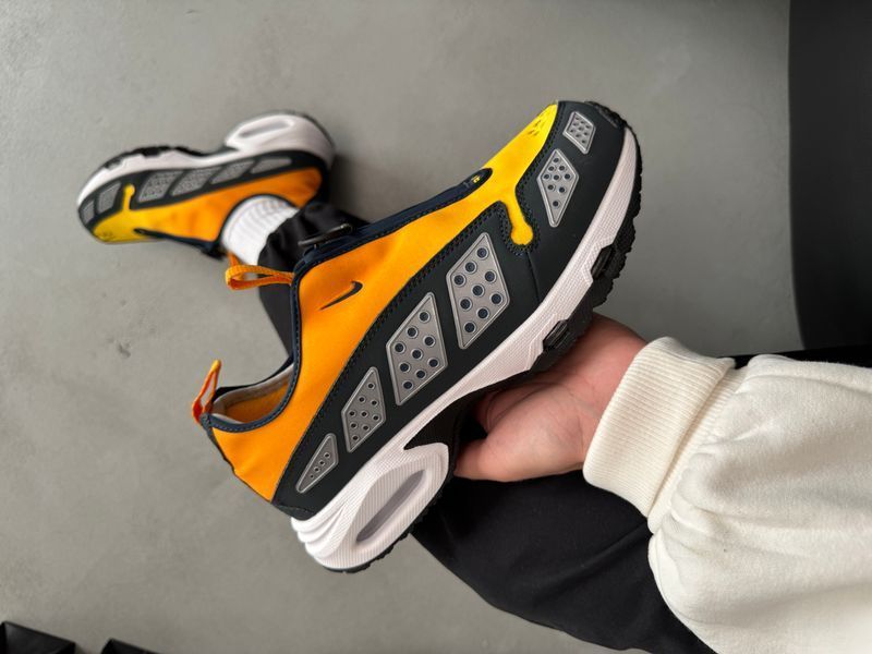 Nike Air Max SNDR Canyon Gold and Deep Ocean nik-0570-998359 фото