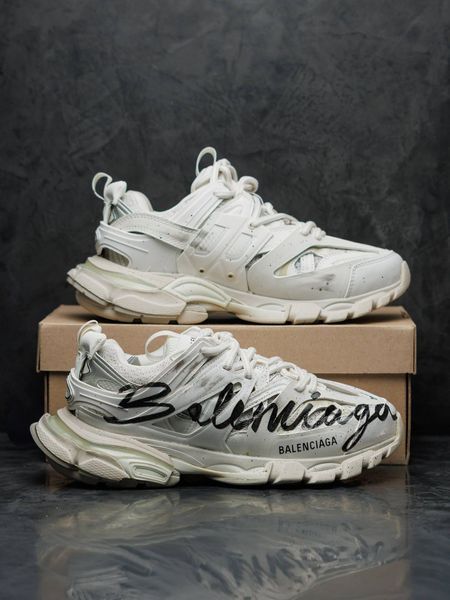 Balenciaga Track Signature Sneaker White Black ND BL013-1502021 фото