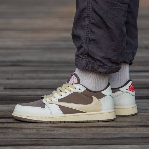 Air Jordan Retro 1 Low x Travis Scott OG "REVERSE MOCHA" 1320-642948 фото