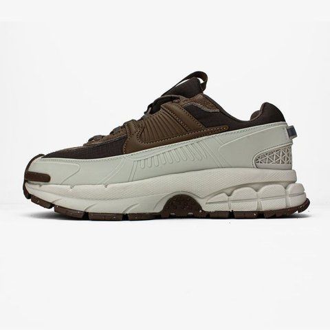Nike Zoom Vomero Roam Light Bone/ Mink Brown 3144-1467653 фото