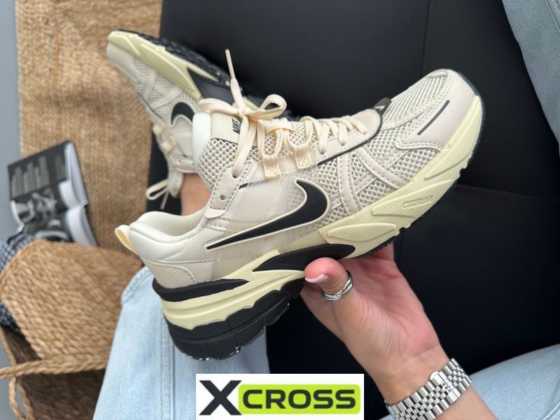 Nike V2K Runtekk Beige/Black nik-0661-1238260 фото