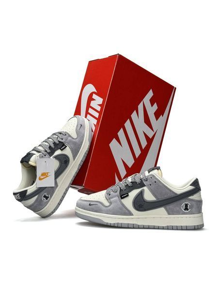 Nike SB Dunk Low x KAWS Grey Beige B5648-1672103 фото