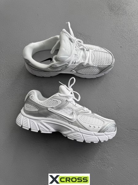 Nike V5 RNR White/Silver nik-0677-1277125 фото