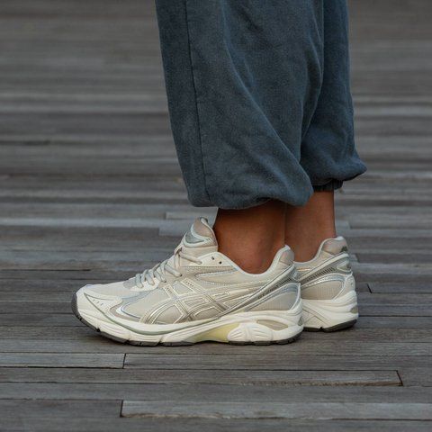 Asics GT 2160 Beige Yellow 2272-1225152 фото
