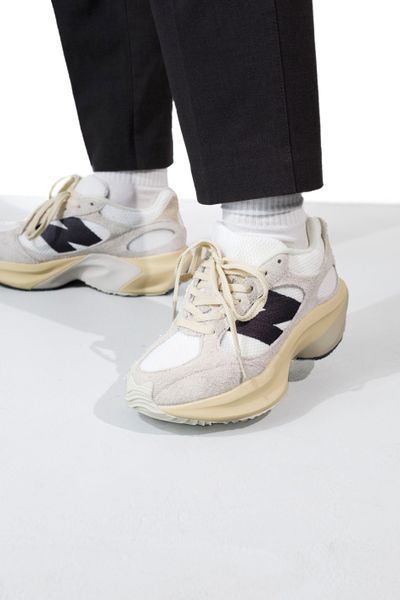 New Balance Warped Runner Beige/White nbl-0235-587652 фото