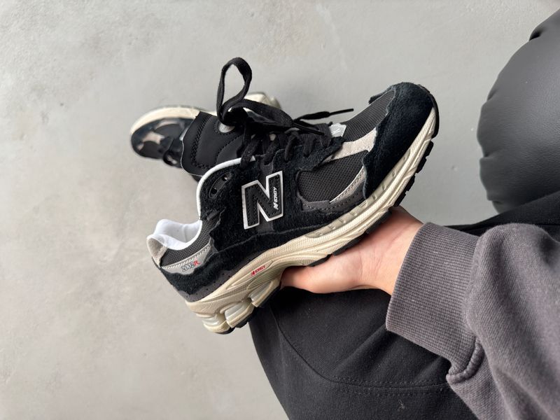 New Balance 2002R Protection Pack Black/Grey nbl-0185-408175 фото