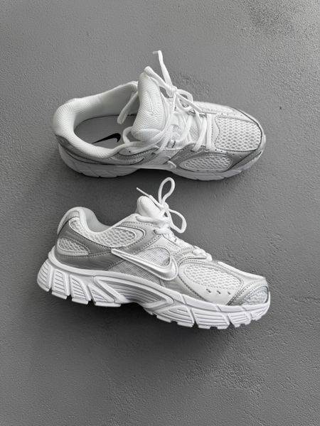 Nike V5 RNR White/Silver nik-0677-1277130 фото