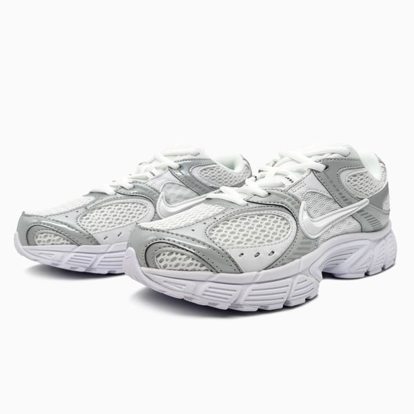 Nike V5 RNR White/Silver nik-0677-1277130 фото