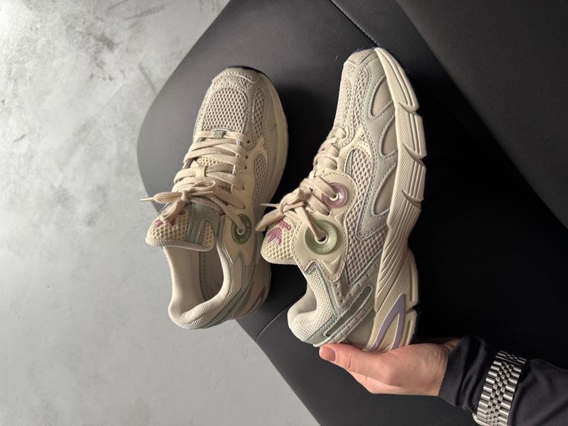 Adidas Astir Beige/Halo Green adi-0310-408153 фото