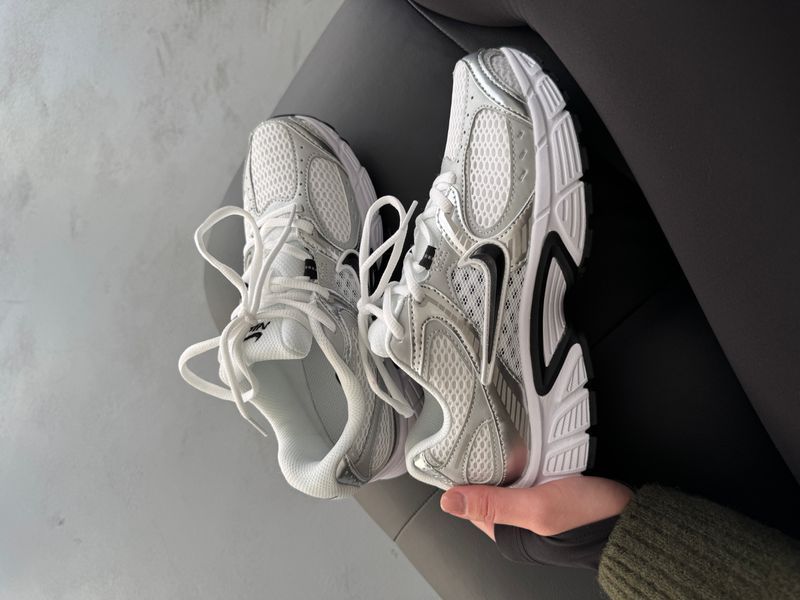 Nike V5 RNR White/Silver/Black nik-0743-1438215 фото