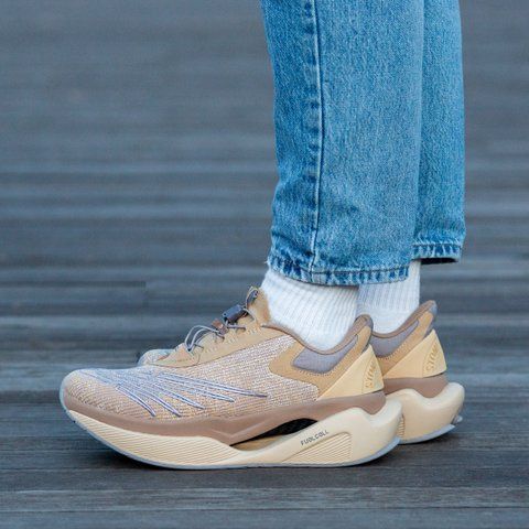 New Balance FuelCell x Stone Island Beige 1652-666949 фото