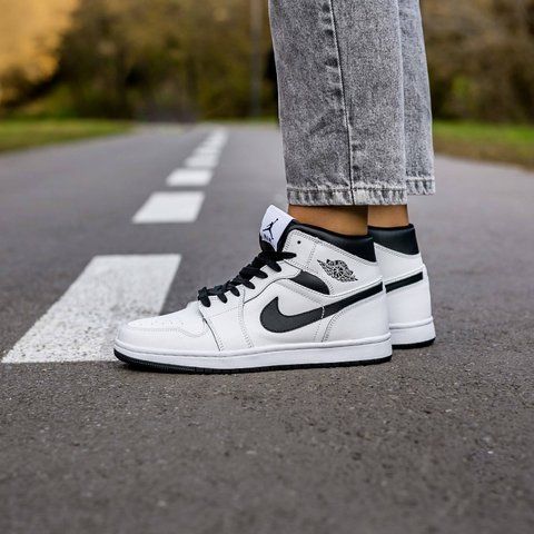 Air Jordan Retro 1 White Black 1030-1341843 фото