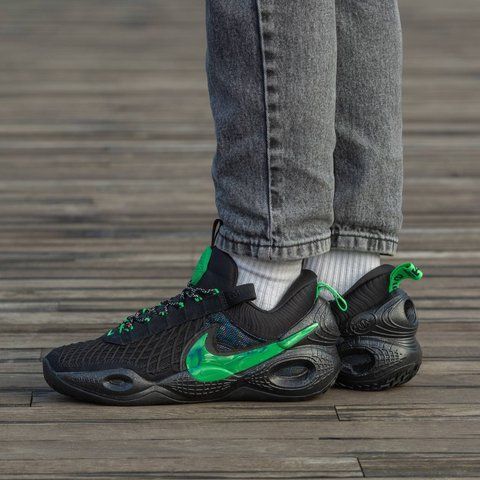 Nike Cosmic Utility 1916-967830 фото