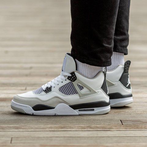 Air Jordan Retro 4 Military Black 1146-788997 фото