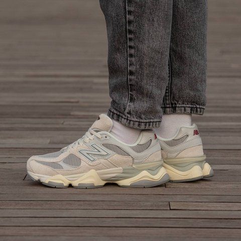 New Balance 9060 Grey/Sliver/Red 1776-771214 фото