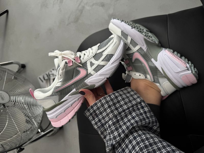 Nike V2K Runtekk Beige/Grey/Pink nik-0579-1013524 фото