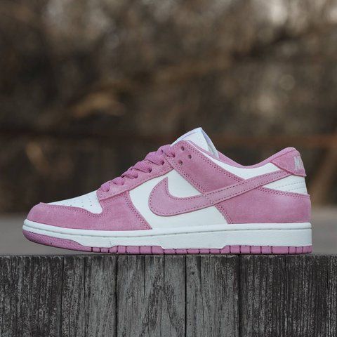 Nike SB Dunk Low Pink Suede 2707-1594793 фото
