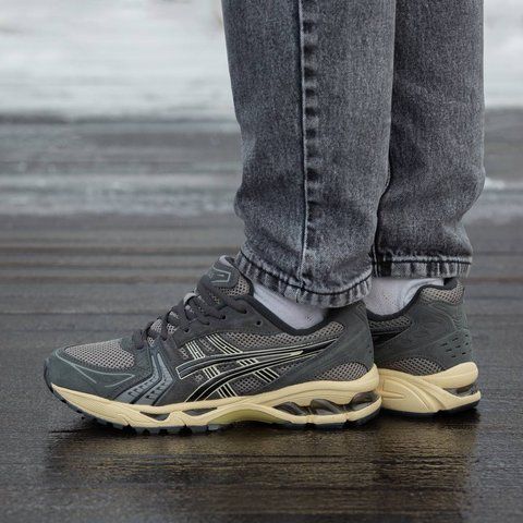 Asics Kayano 14 Suede Grafit 2046-1059833 фото