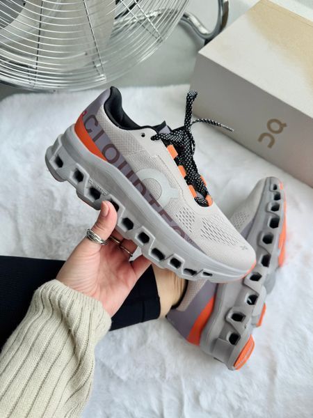 ON Cloudmonster Pearl/Flame 📦 on-0001-1049800 фото