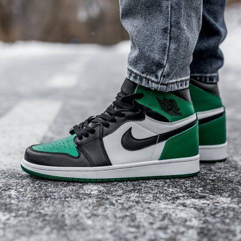 Air Jordan Retro 1 Black Gren 979-1341770 фото