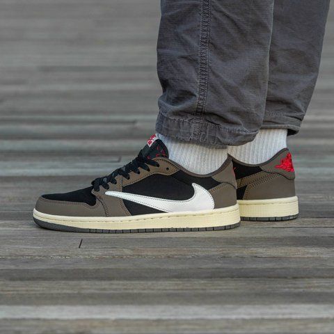 Air Jordan Retro 1 Low x Travis Scott 1540-629760 фото