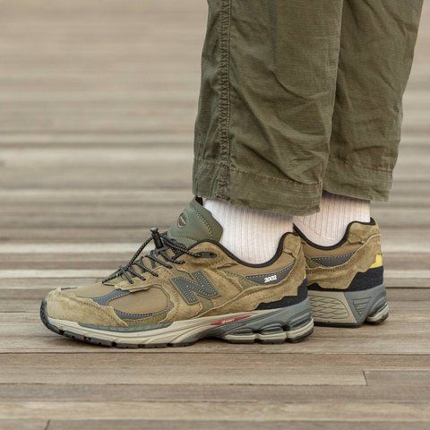 New Balance 2002R Protection Pack Haki 1945-925838 фото