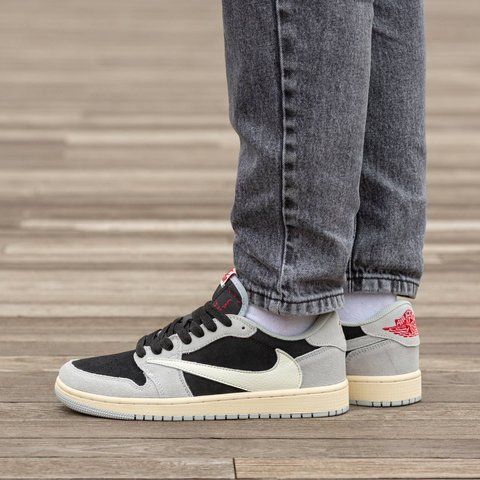 Air Jordan Retro 1 Low x Travis Scott OG Suede Grey 1933-927739 фото